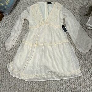 Lulus long sleeves dress (size M)